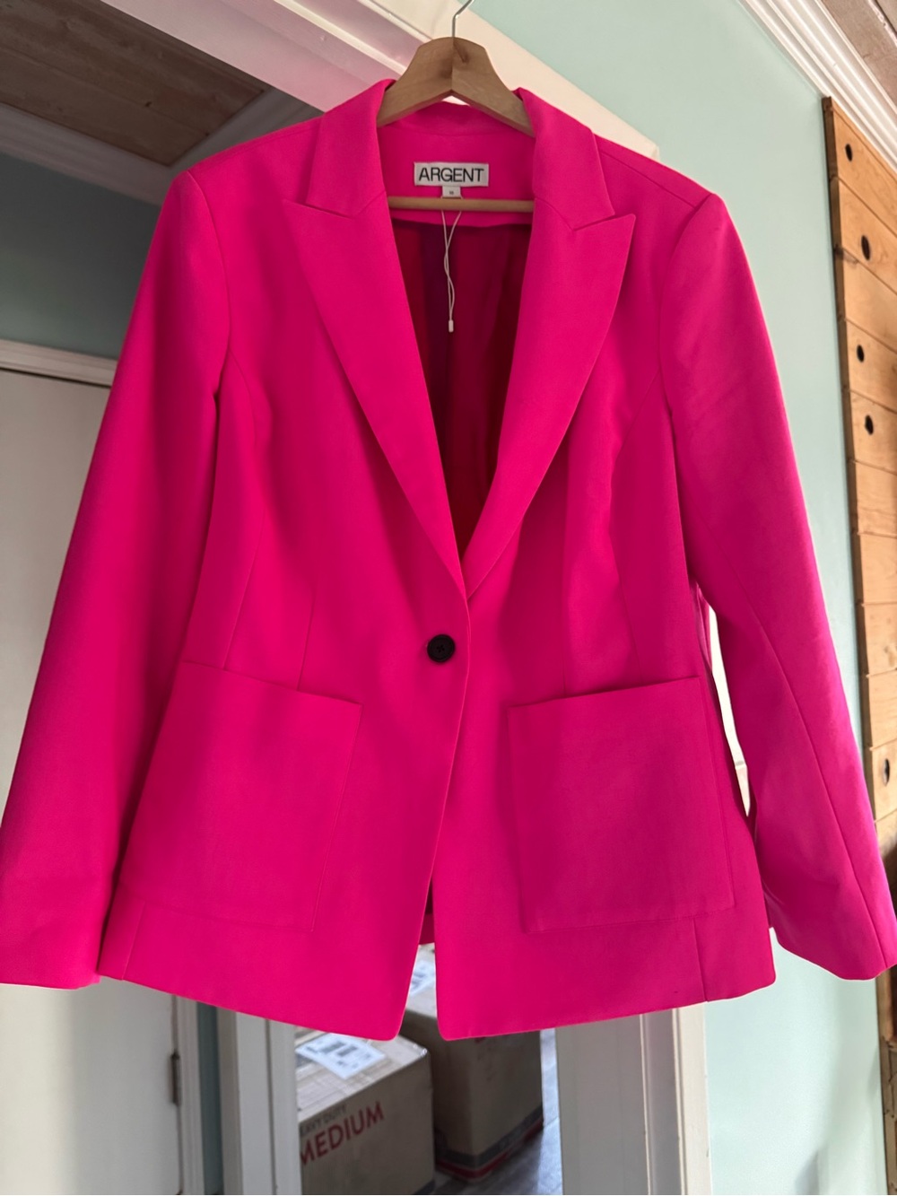 Argent super majority Women's Hot Pink Single-Button Blazer